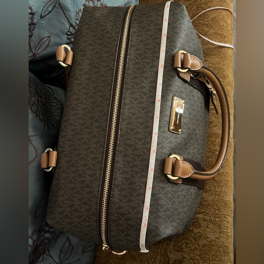 Michael Kors Brown Signature Weekender Travel Bag - Picture 3 of 14